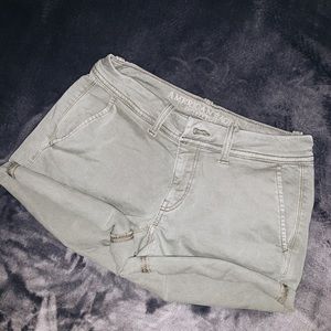 AEO army green shorts!